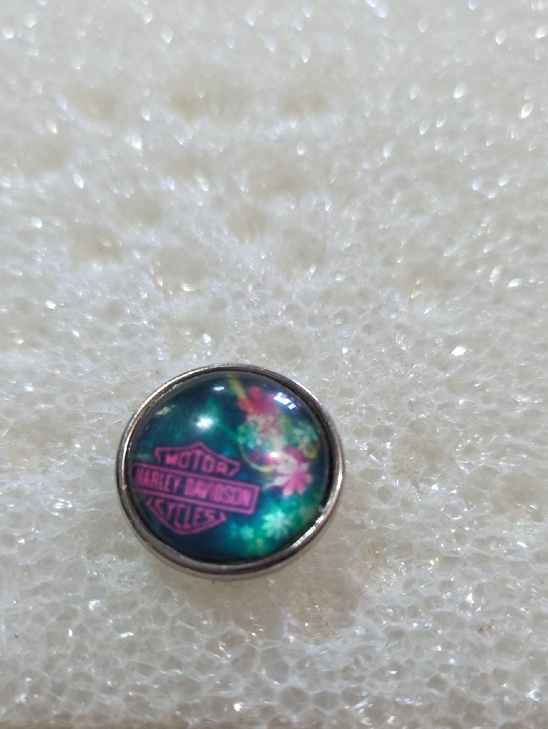 Harley-Davidson Teal And Pink Floral Logo Snap 6$